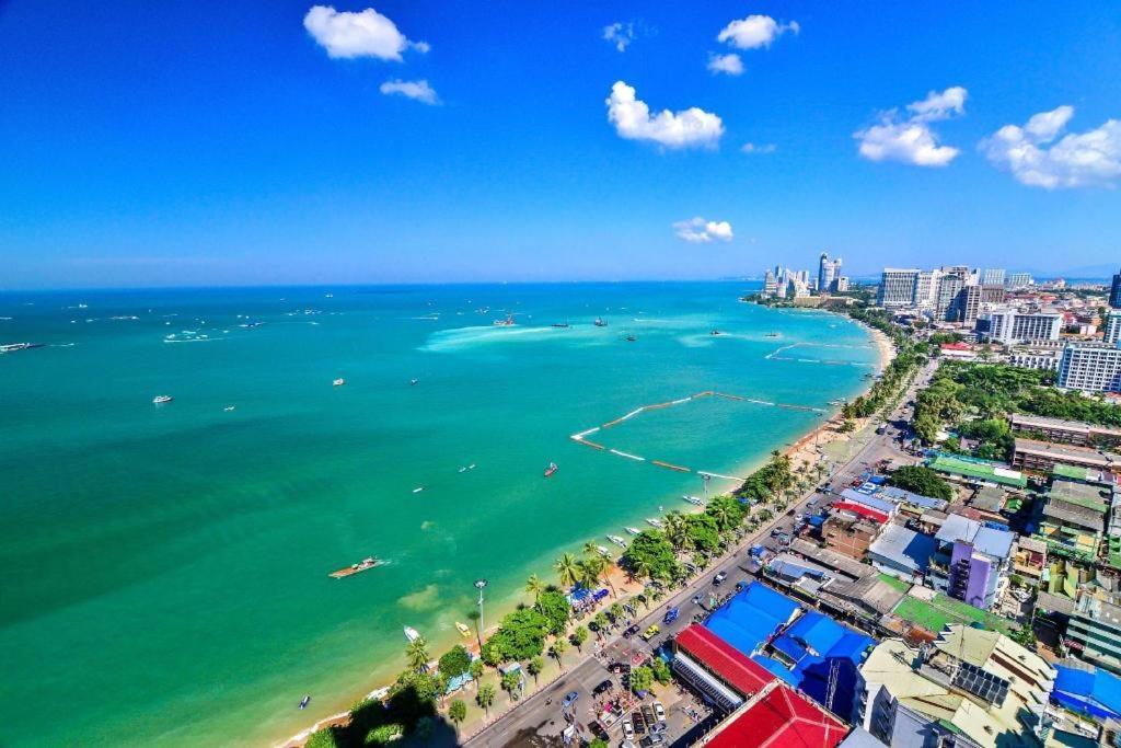 P.72 Hotel Pattaya Esterno foto