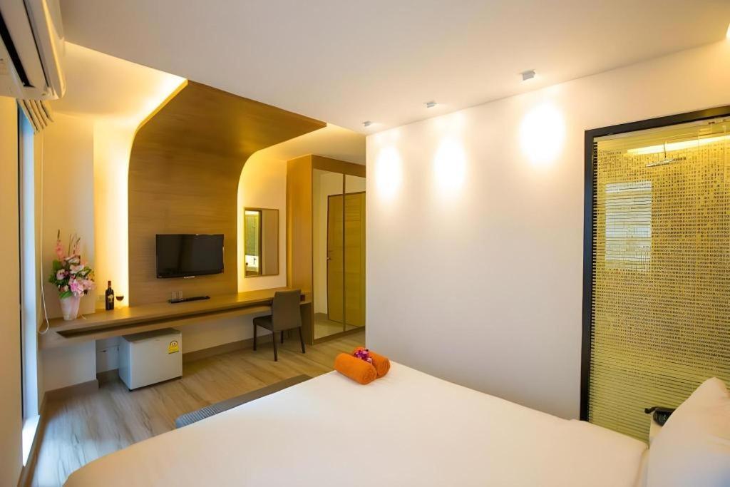 P.72 Hotel Pattaya Esterno foto