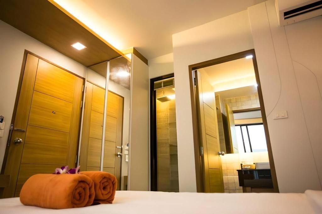 P.72 Hotel Pattaya Esterno foto