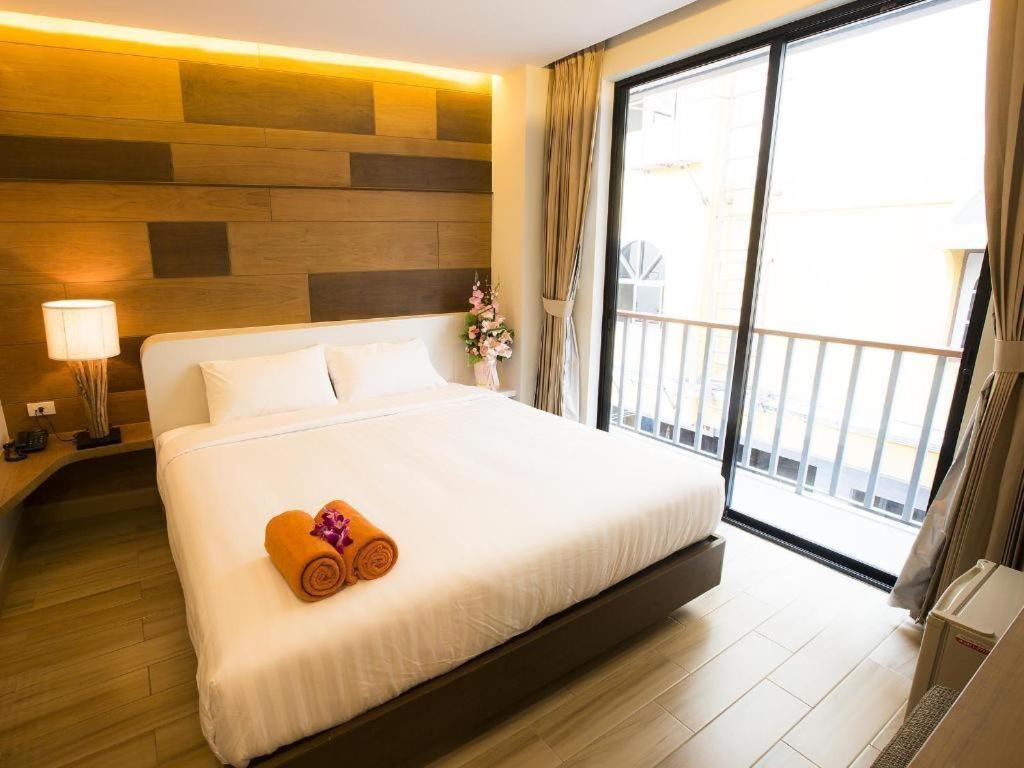 P.72 Hotel Pattaya Esterno foto
