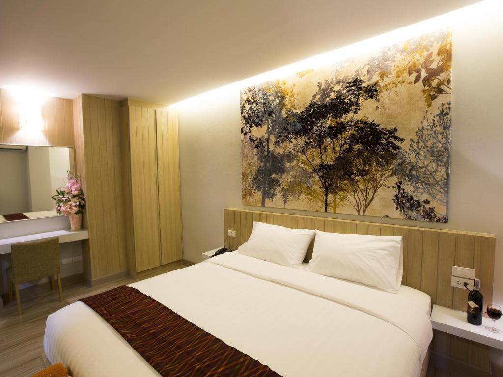 P.72 Hotel Pattaya Esterno foto