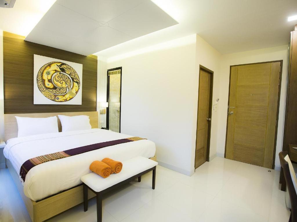 P.72 Hotel Pattaya Esterno foto