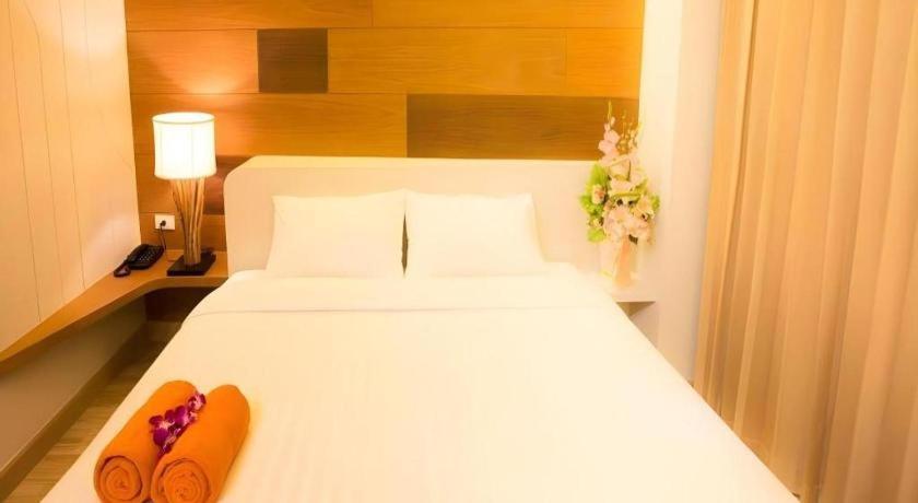 P.72 Hotel Pattaya Esterno foto