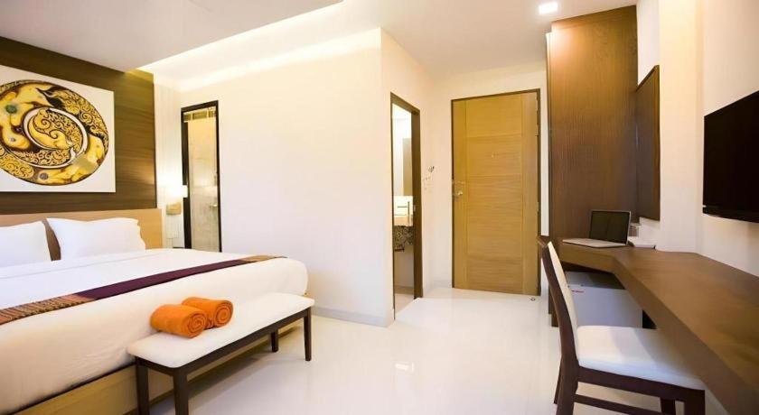 P.72 Hotel Pattaya Esterno foto