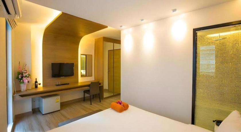 P.72 Hotel Pattaya Esterno foto