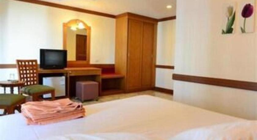 P.72 Hotel Pattaya Esterno foto
