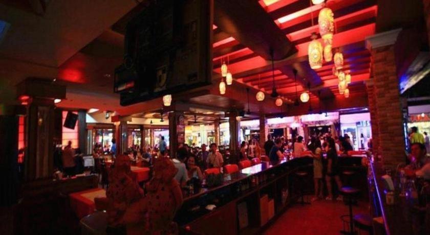 P.72 Hotel Pattaya Esterno foto