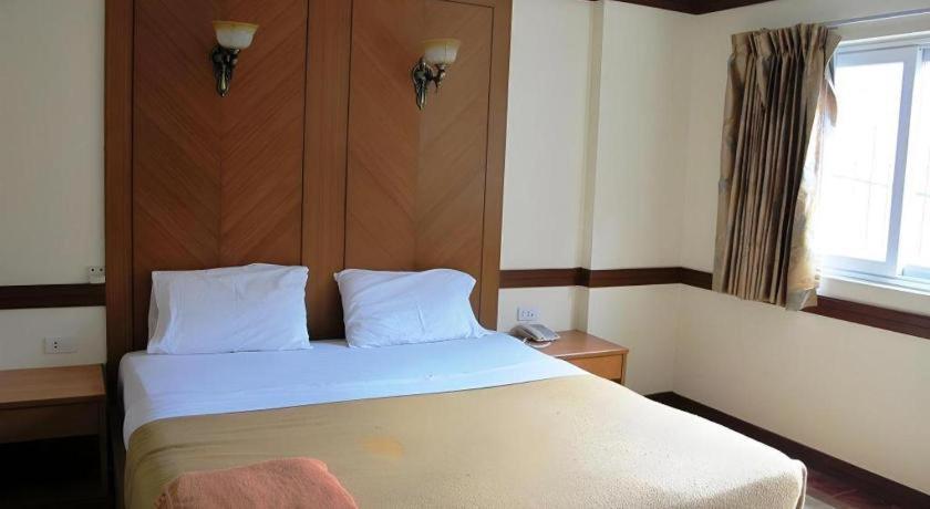 P.72 Hotel Pattaya Esterno foto