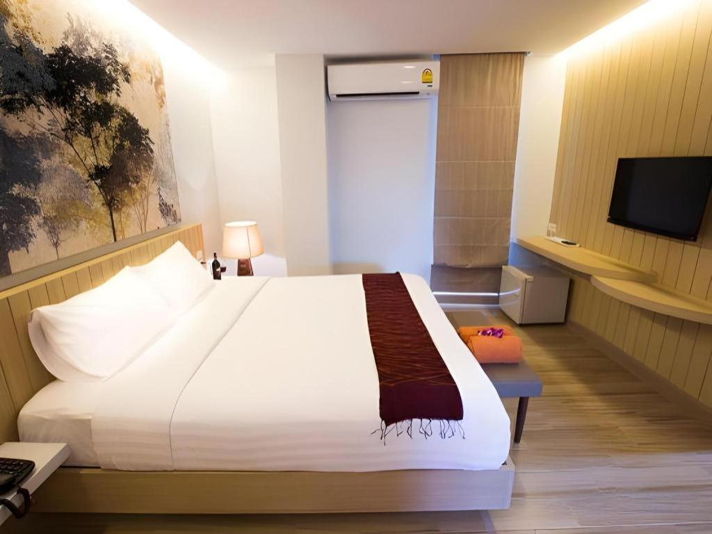 P.72 Hotel Pattaya Esterno foto